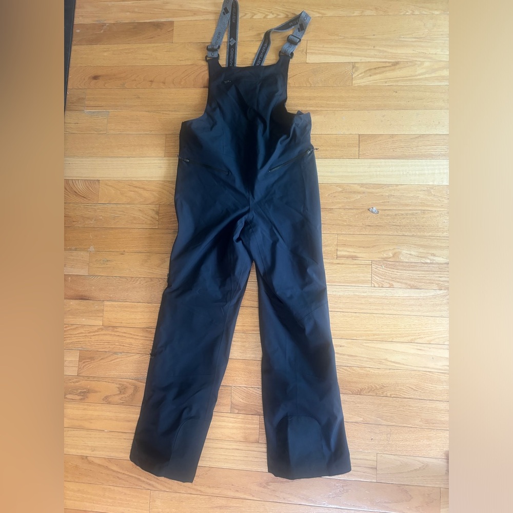 Obermeyer black ski bibs